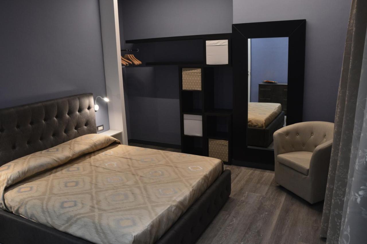 Luxury Bellevue Centro Citta Apartment Пескара Екстериор снимка
