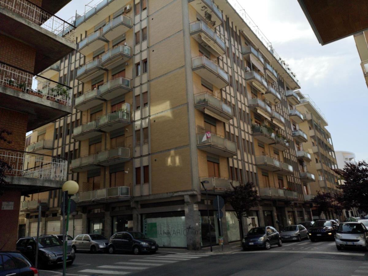 Luxury Bellevue Centro Citta Apartment Пескара Екстериор снимка